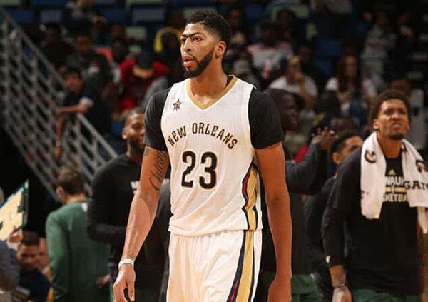 就表现出惊 就表现出惊